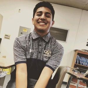 Meet your Posher, Carlos